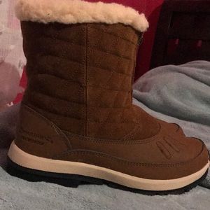 Brown, Bear paw, waterproof boots